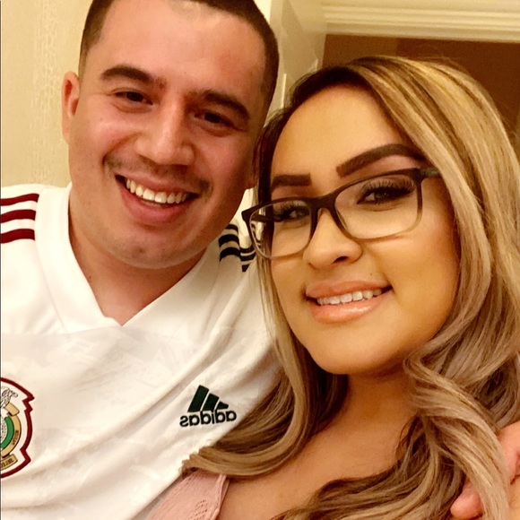 Meet your Posher, Crystaal - Picture 2 of 3